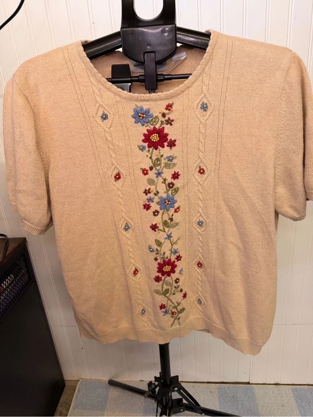 Alfred Dunner Beige Short-Sleeve Sweater Top with Red & Blue Floral Embroidery